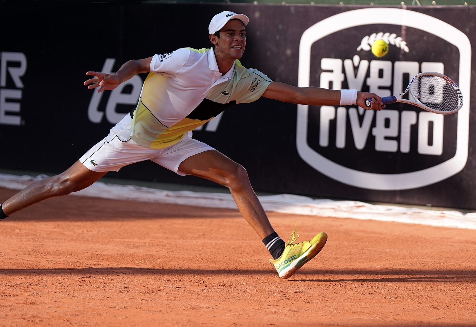 Rodrigo Pacheco se impone en cuartos de final en la Copa Mundial Yucatán Juvenil de Tenis