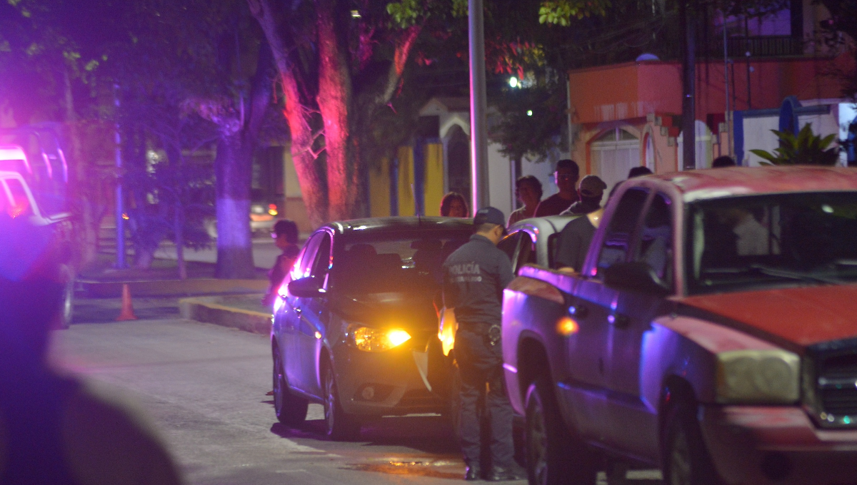 Carambola de tres vehículos en Cozumel deja daños materiales