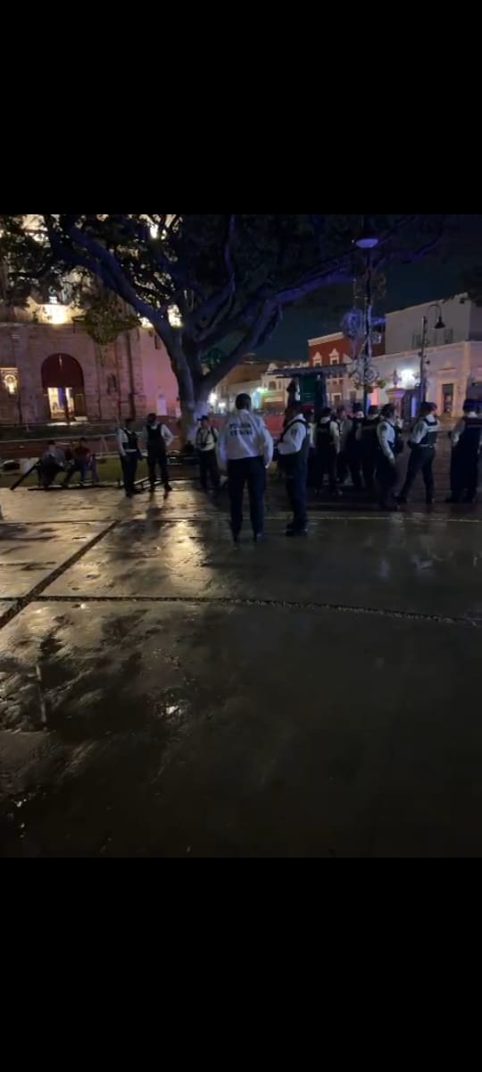 Los policías desalojaron a ambulantes en Campeche
