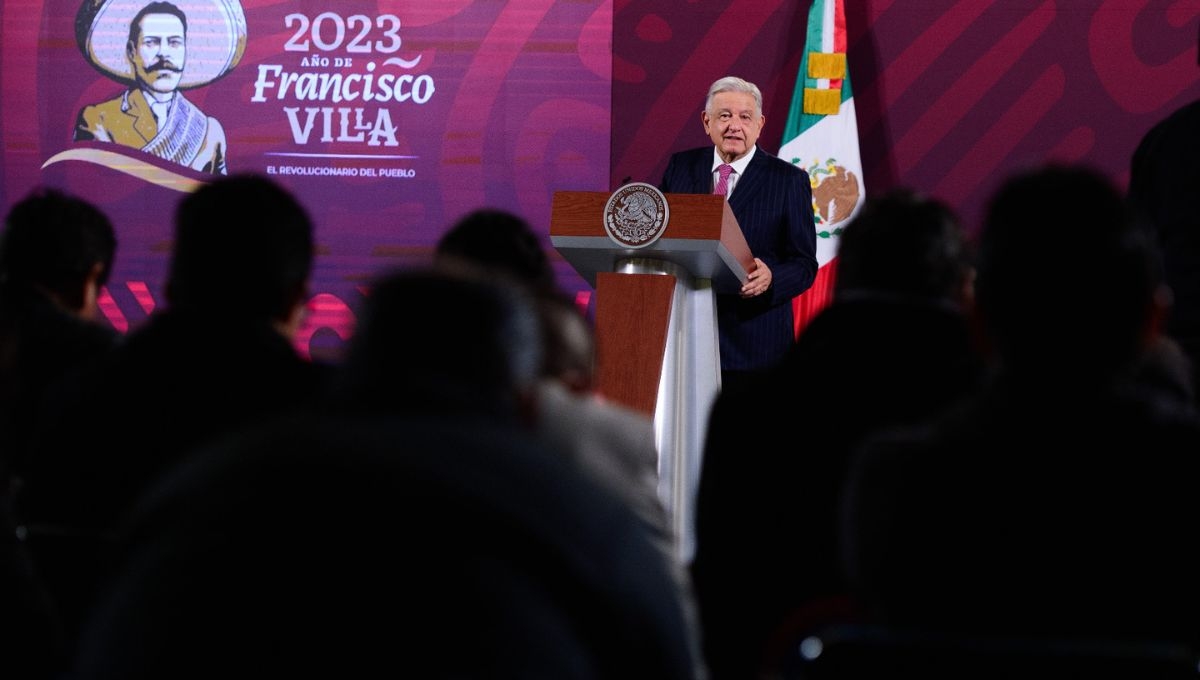 Andrés Manuel López Obrador sorprendido porque le hayan otorgado beneficio de prisión domiciliaria al ex procurador Jesús Murillo Karam en un día inhábil