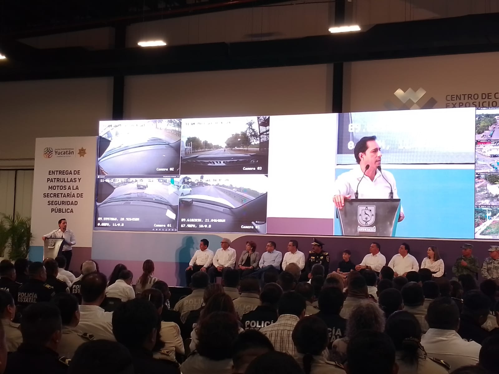 Mauricio Vila entrega nuevas unidades para la Secretaría de Seguridad Pública de Yucatán: EN VIVO