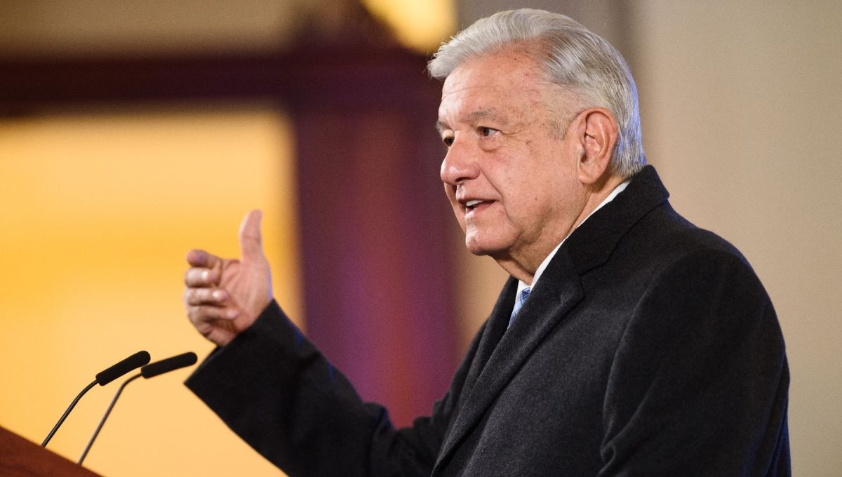 Andrés Manuel López Obrador encabeza este lunes 6 de noviembre, la conferencia mañanera desde Palacio Nacional