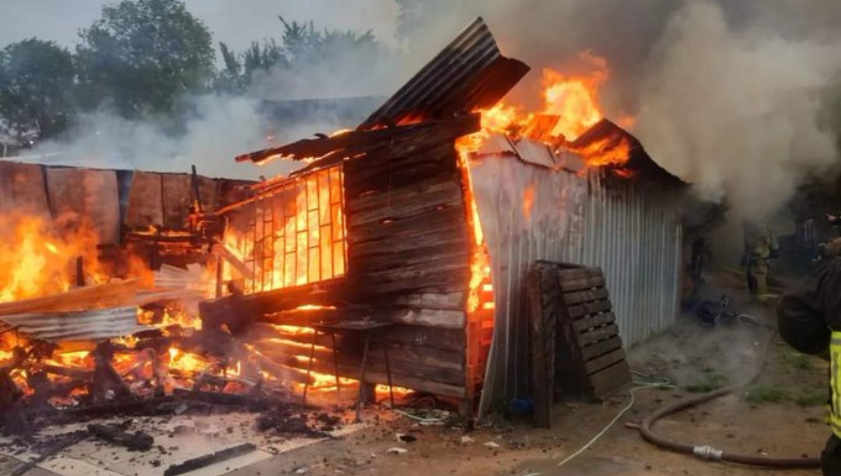 Mueren 14 personas en el incendio de dos casas en Chile