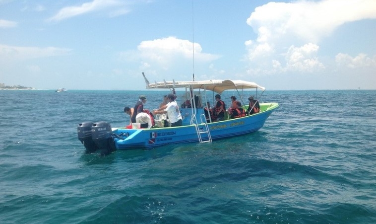 Reabren puerto de Isla Mujeres luego de cinco días de restricción