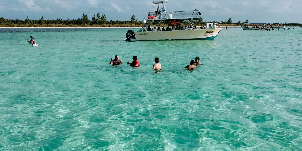 Cerca de 150 embarcaciones turísticas en Cozumel son piratas