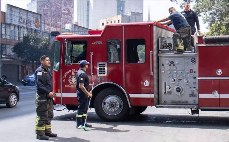 Los bomberos de la CDMX fueron los primeros respondientes al llamado de alerta
