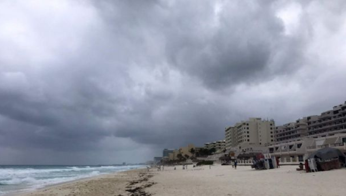 Clima en Quintana Roo 2 de diciembre: Cielo nublado y chubascos este sábado