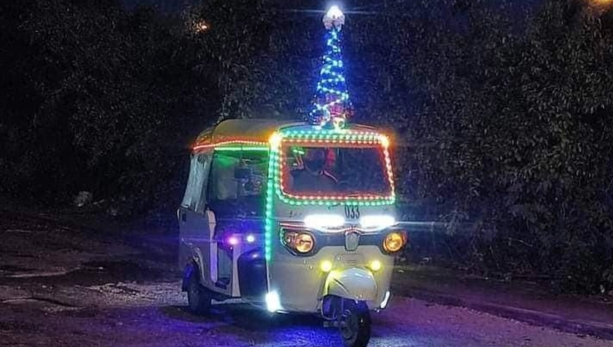 Mototaxis navideños, la nueva moda en Umán, Yucatán
