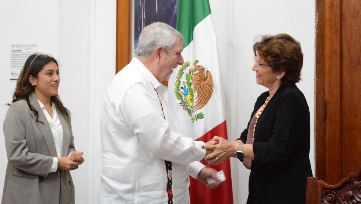 El Embajador de Cuba en México realiza una gira por el Sureste de México