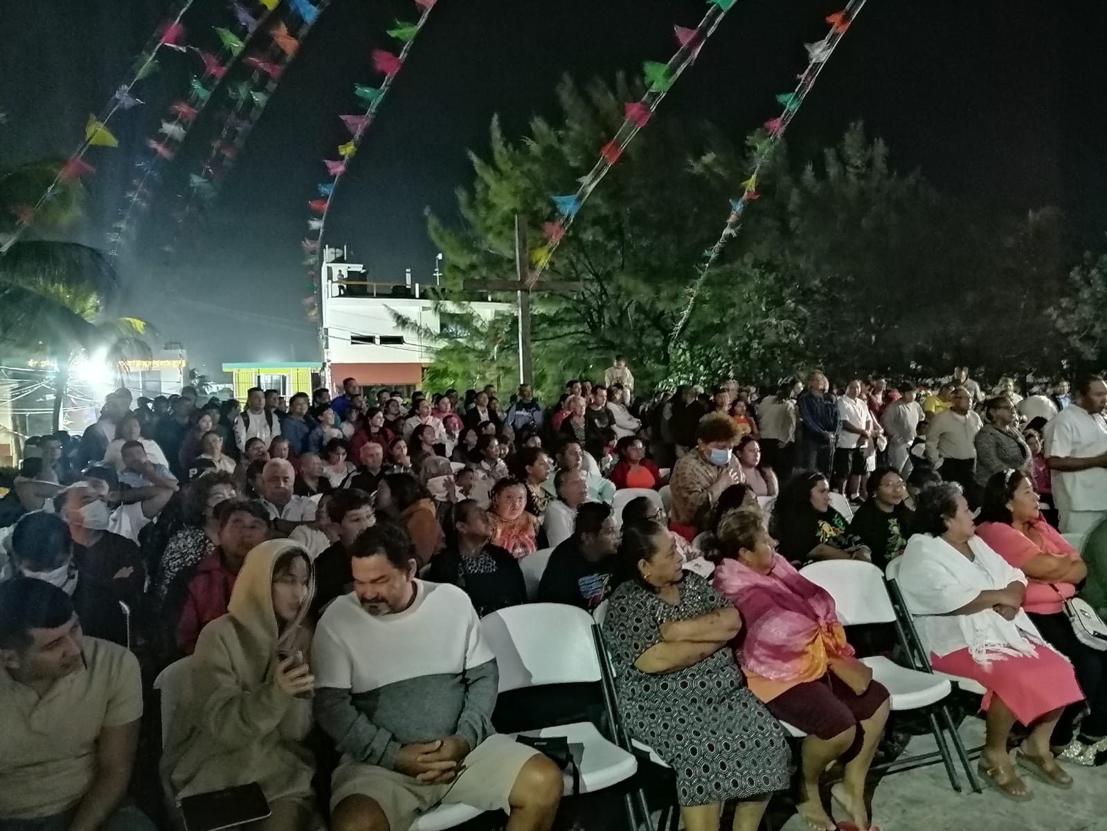 Pese al mal viento, feligreses celebran a la Virgen de Guadalupe en Isla Mujeres: EN VIVO