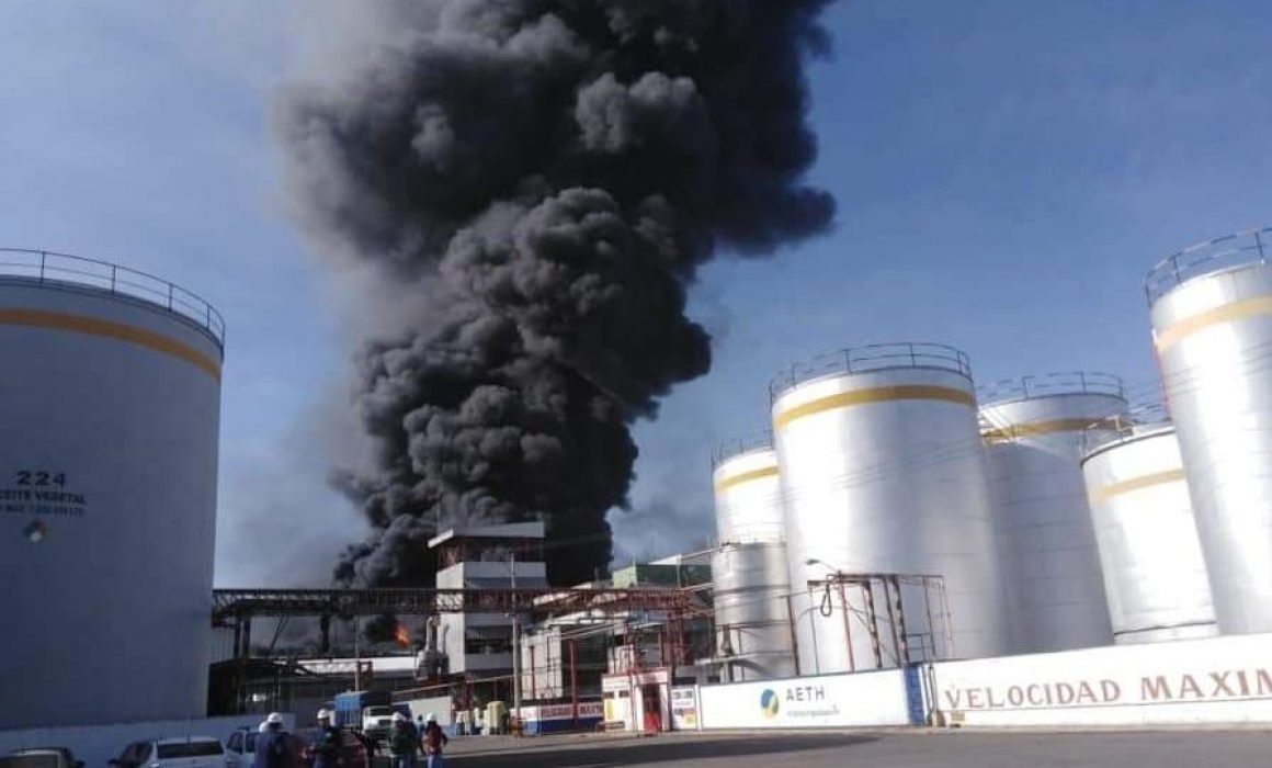 Al menos cuatro personas se intoxican por fuga de amoniaco en Ciudad Industrial de Morelia