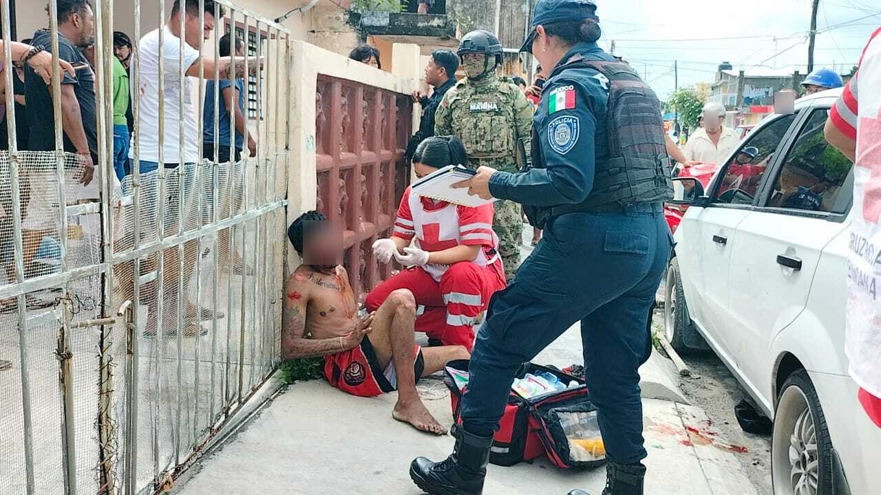 Vecinos linchan a un hombre por intentar robarse a un perrito en Cozumel