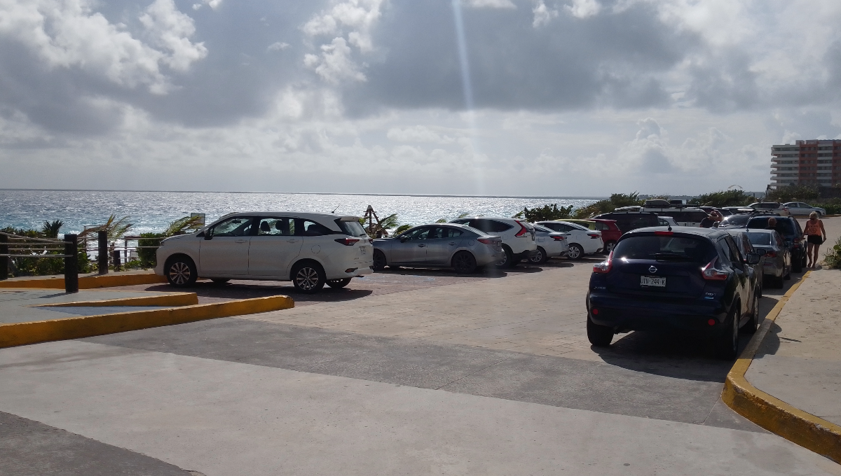 Zona Hotelera de Cancún, sin estacionamientos ante las vacaciones decembrinas