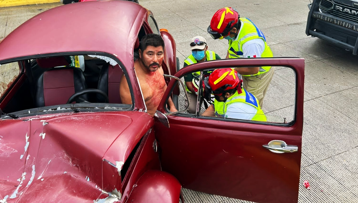 Playa del Carmen: Conductor termina en el hospital luego de golpearse contra el parabrisas