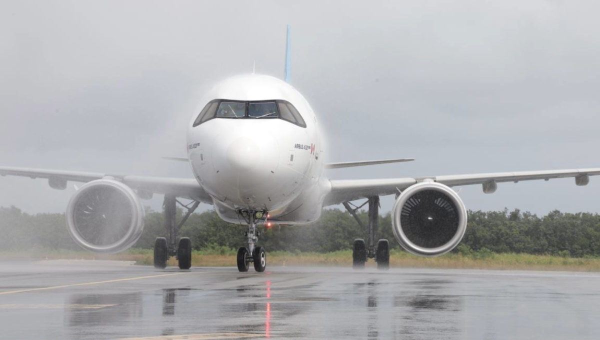 Vuelo de Air Transat aterriza en Cozumel luego de tres años de no operar en el destino