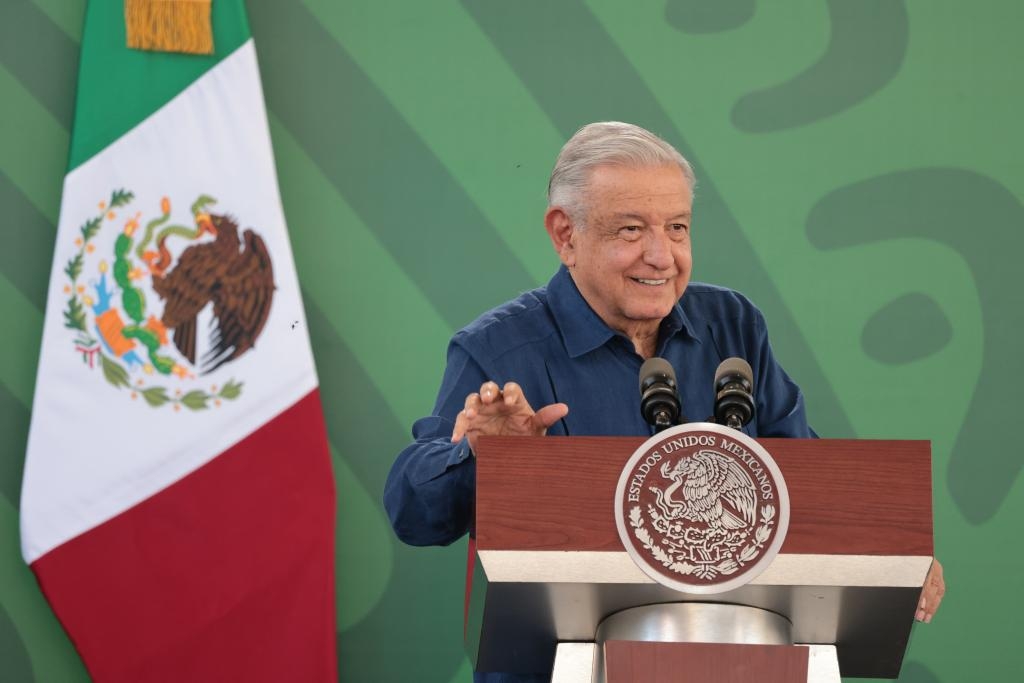 López Obrador señala que en Acapulco hay empleo para trabajadores de la construcción