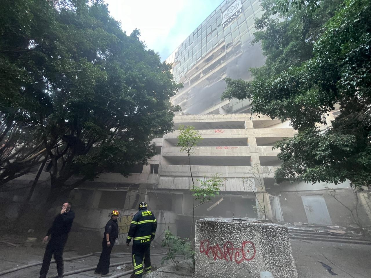 Un incendio en Paseo de la Reforma generó preocupación de la CDMX