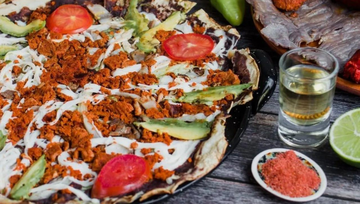 ¡Qué rico! La tlayuda y el quesillo ya son patrimonio gastronómico de Oaxaca
