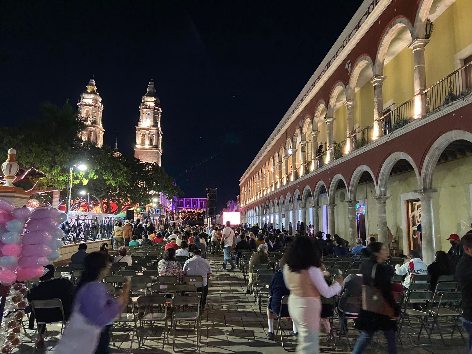 Cierran calles de Campeche previo al Magno Concierto Navideño: EN VIVO