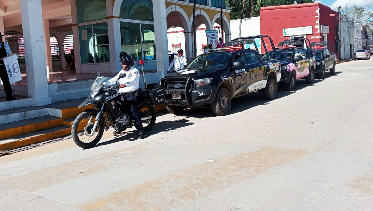 Venden patrullas viejas de la Secretaría de Seguridad en Campeche en Facebook por 40 mp
