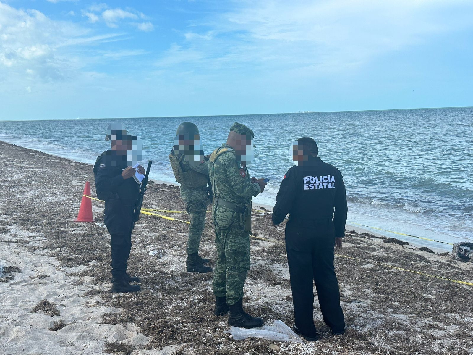 Paquetes de Cocaína son encontrados en las playas de Chicxulub Puerto este sábado