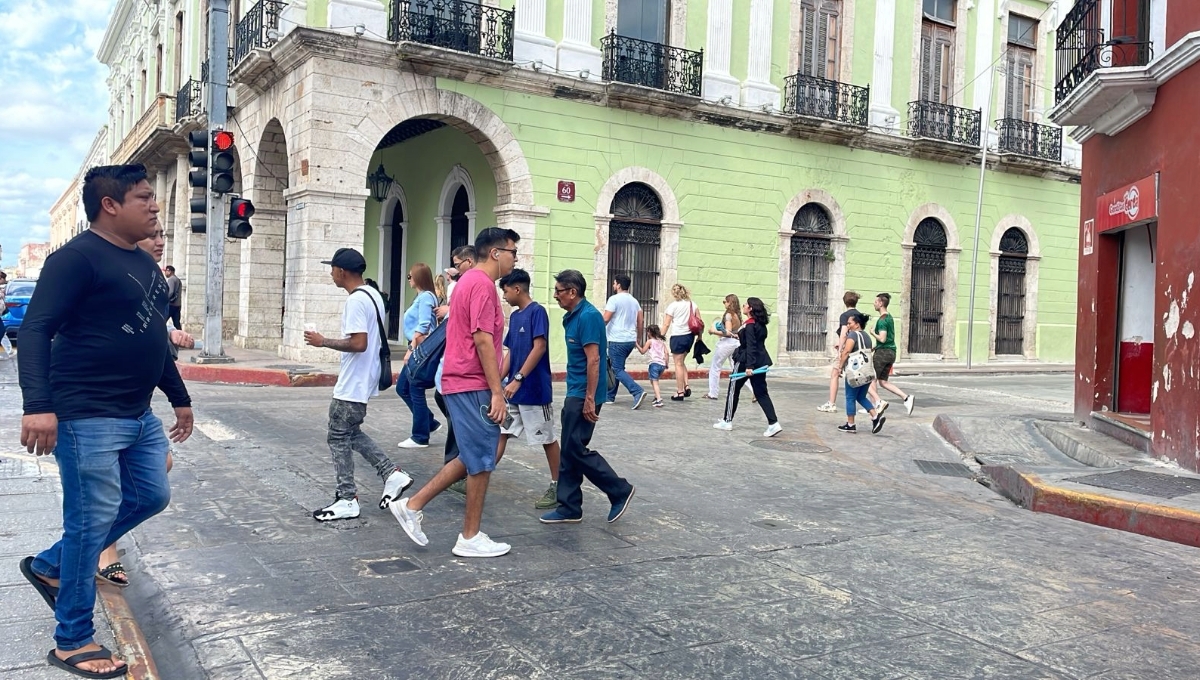 Los comercios de Mérida cierran temprano por las festividades