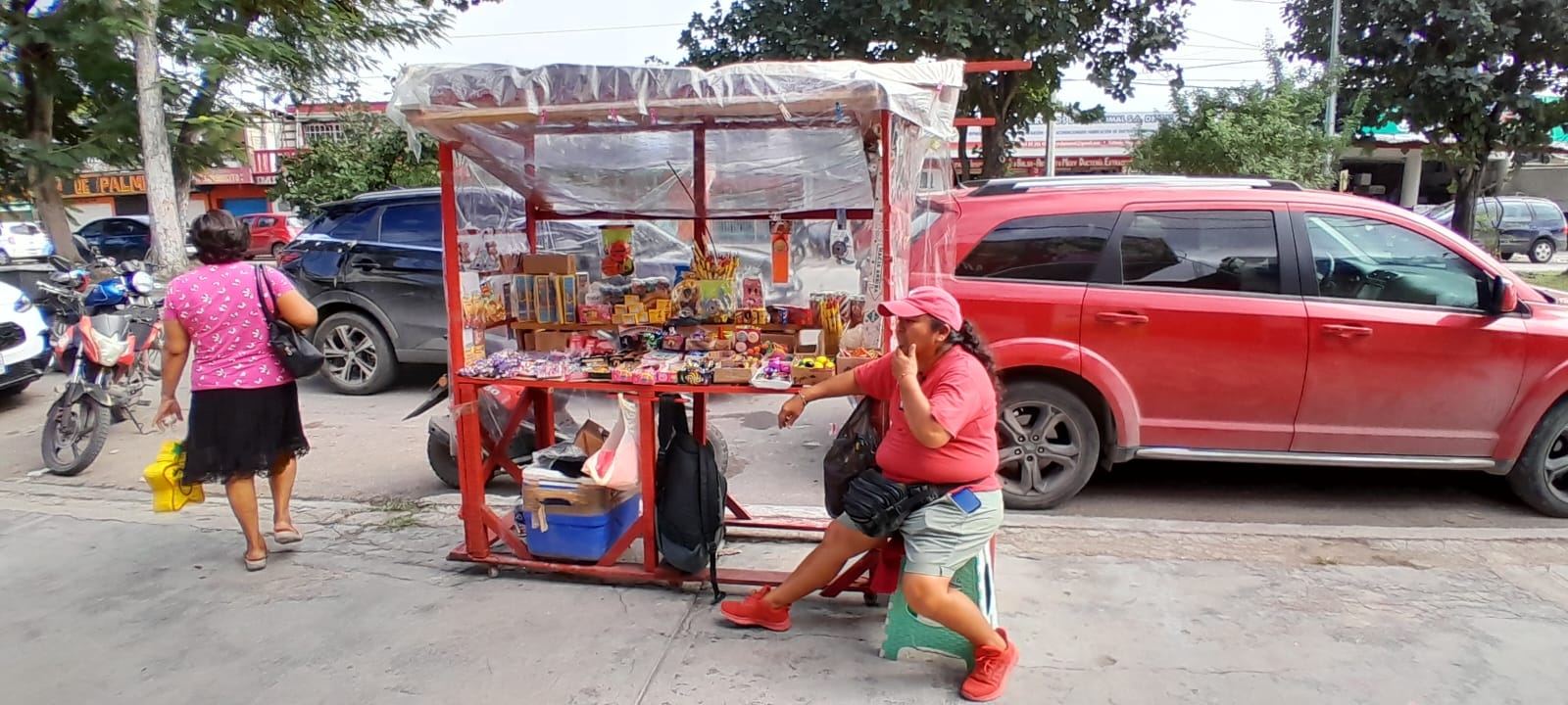 Comerciantes denuncian venta de pirotecnia por internet en Chetumal