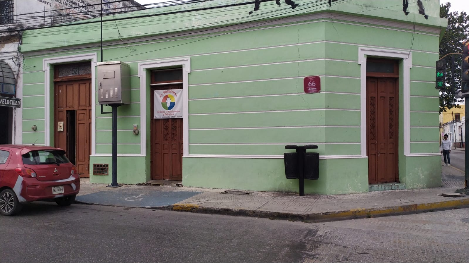 Roban cinco mil pesos en una heladería del Centro Histórico de Mérida