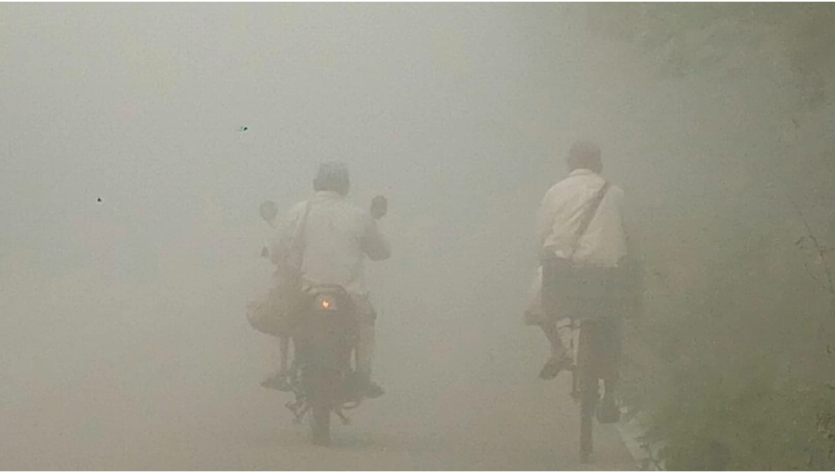 Neblina provoca que los ciclistas expongan su vida en la vía Sinanché-Telchac Pueblo