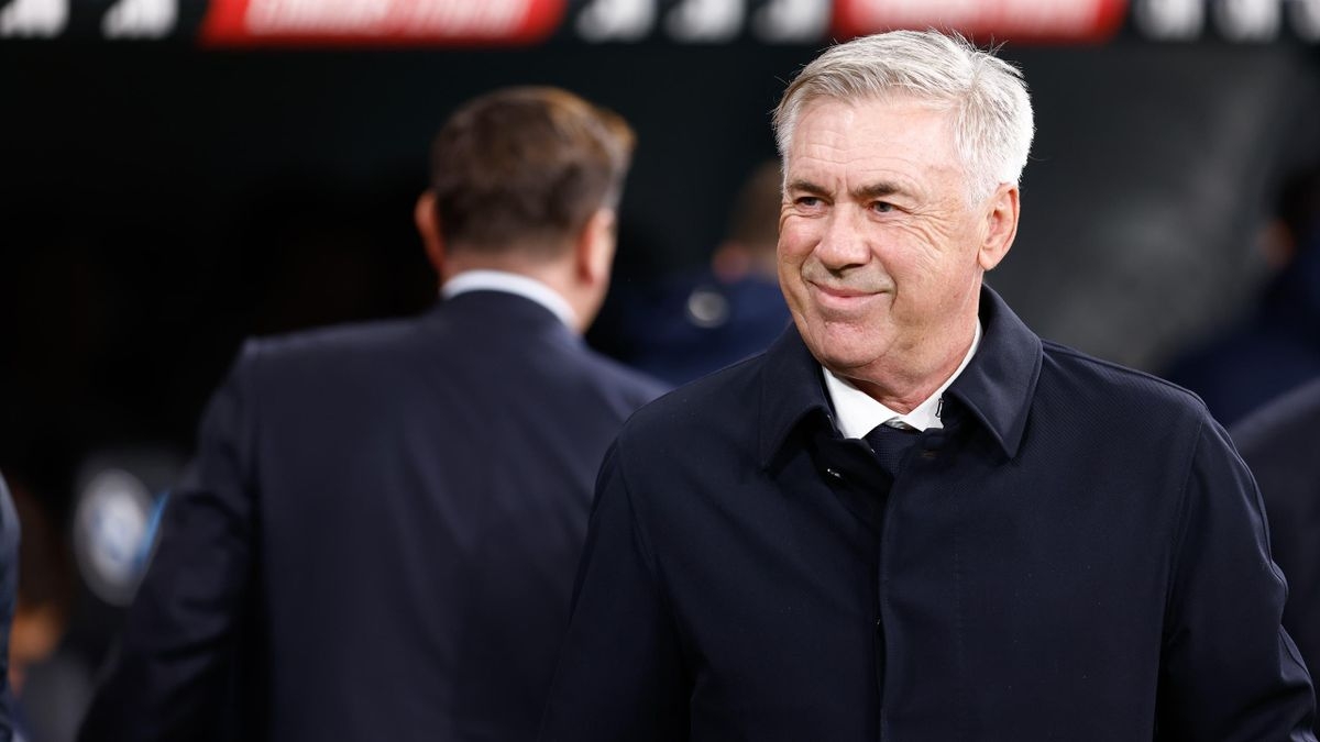 Carlo Ancelotti continúa como DT del Real Madrid hasta 2026