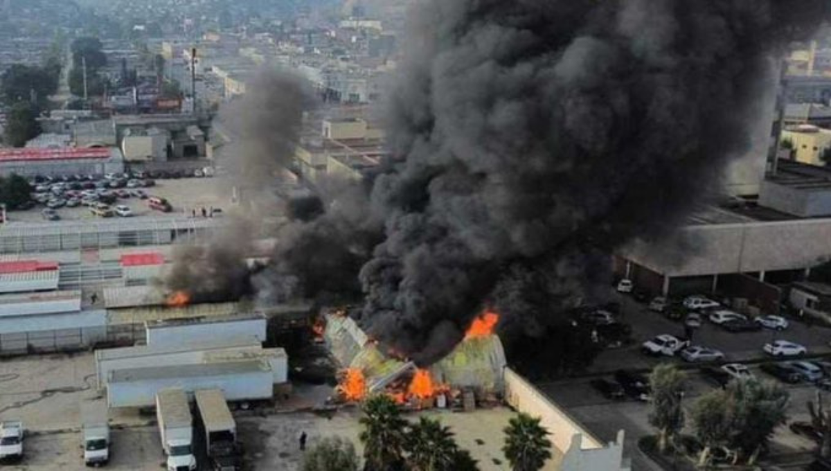 Por un fuerte incendio, desalojan hospital del IMSS en Tijuana: VIDEO