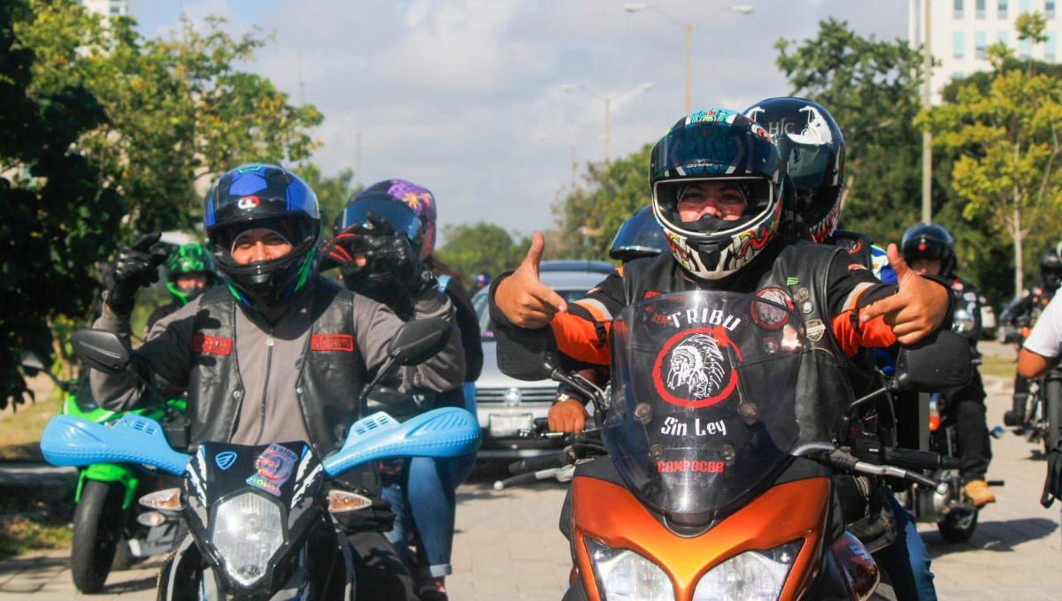 Conmemoran el Día Nacional Del Motociclismo con una caravana en Mérida: VIDEO