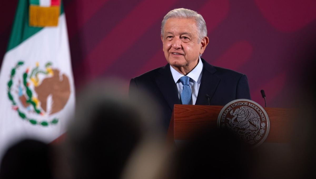 Andrés Manuel López Obrador encabeza este lunes 4 de diciembre, la conferencia mañanera desde Palacio Nacional.