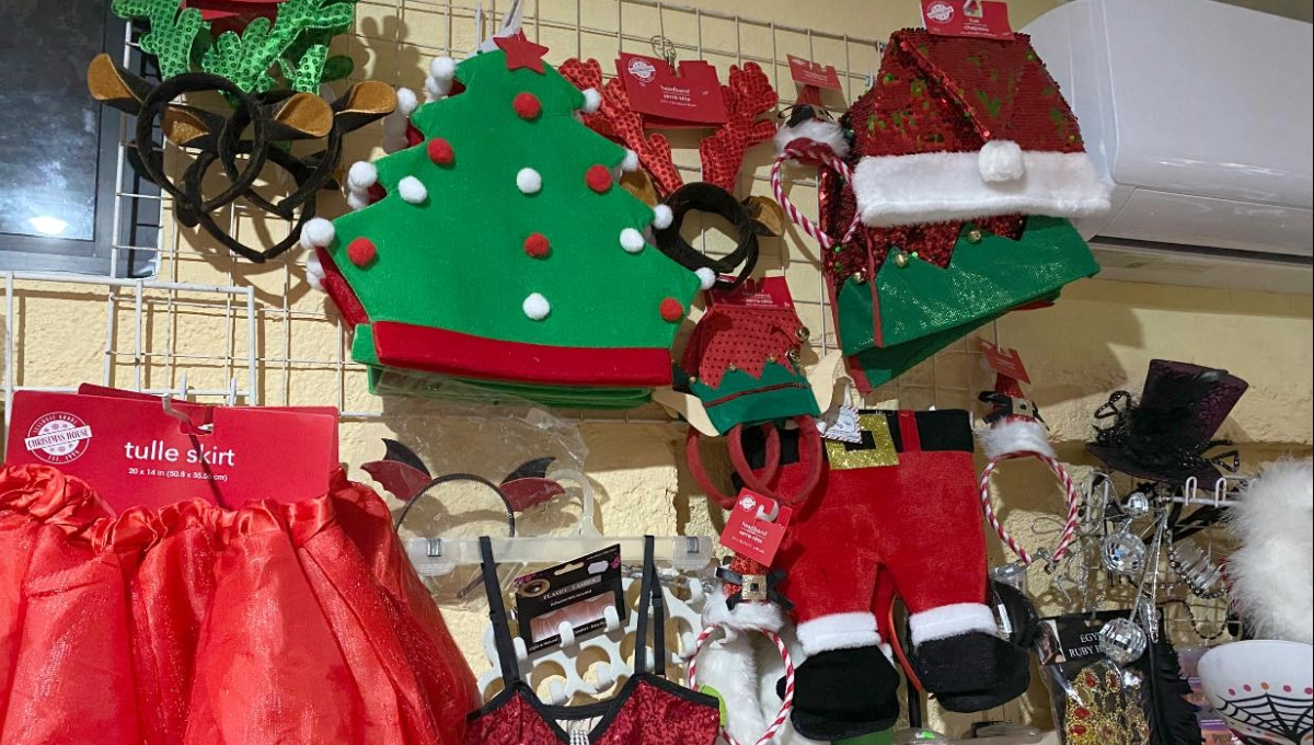 Comercios de Mérida aumentan el 200% de sus ventas con disfraces navideños