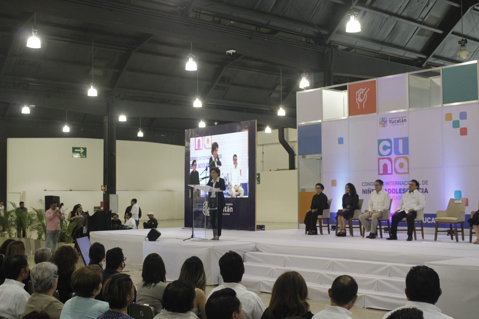 Realizan el primer Congreso Internacional de Niñez y Adolescencia en Mérida