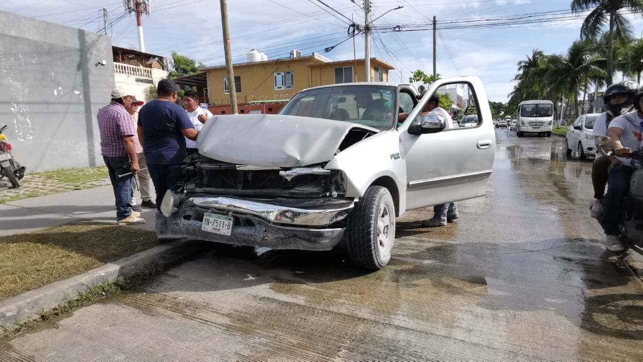 Detienen a un hombre tras accidente vial en Ciudad del Carmen