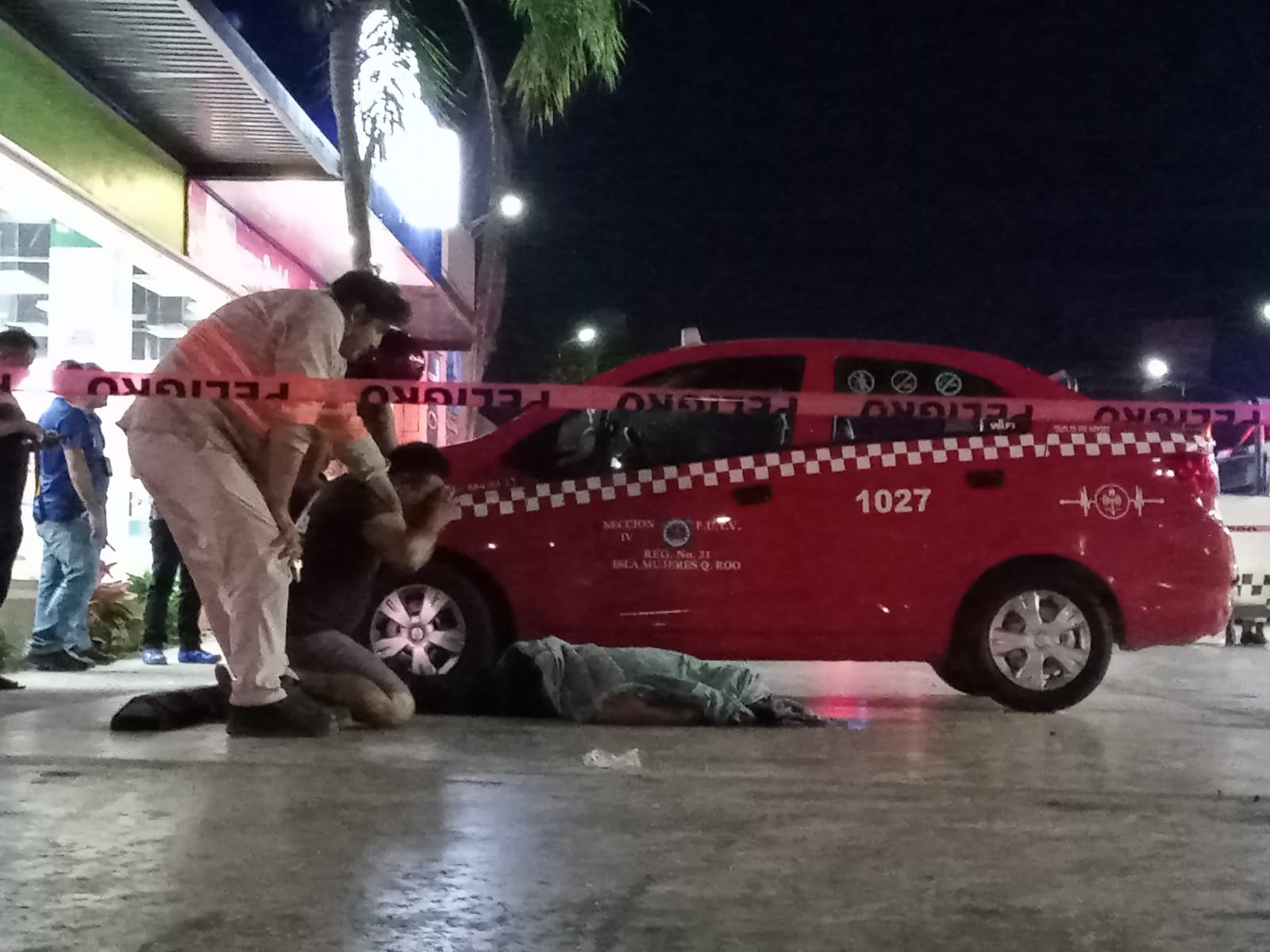 A balazos matan a taxista de Isla Mujeres en la Región 248 de Cancún