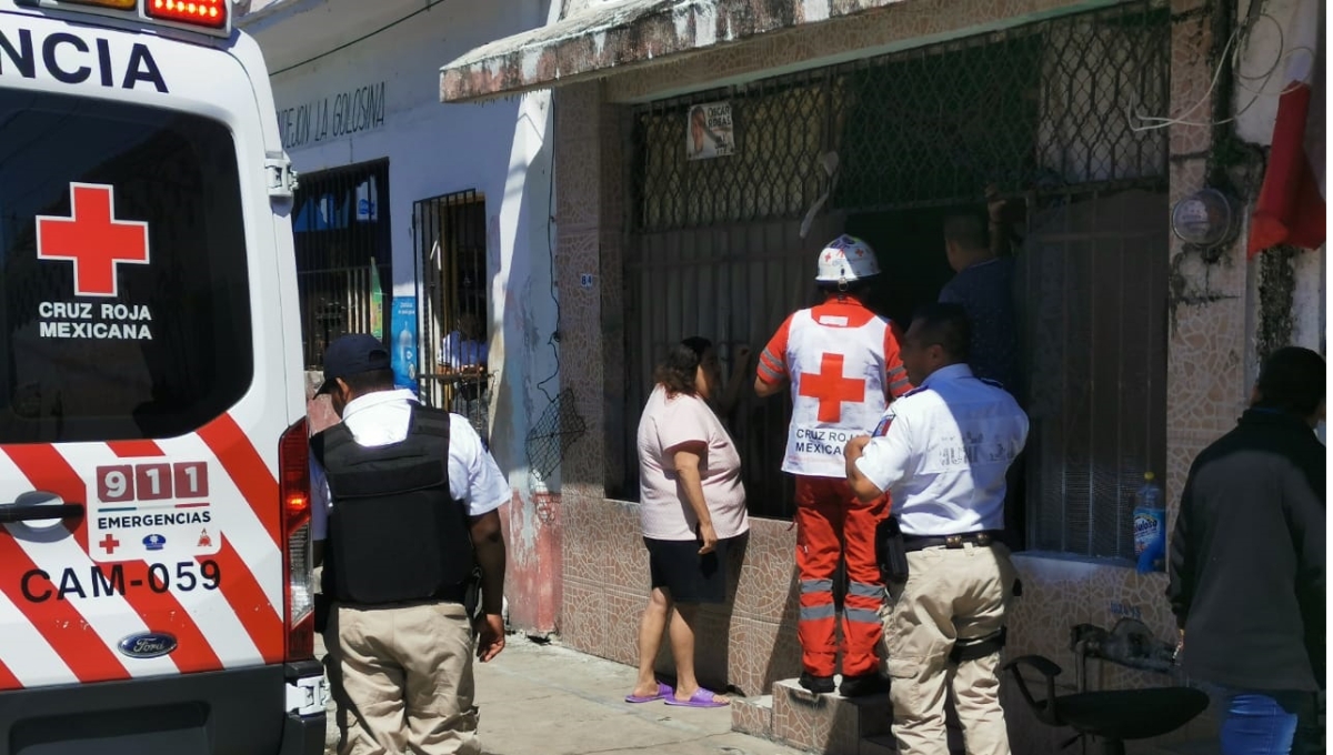 Abuelita sufre un infarto en plena calle del Ciudad del Carmen
