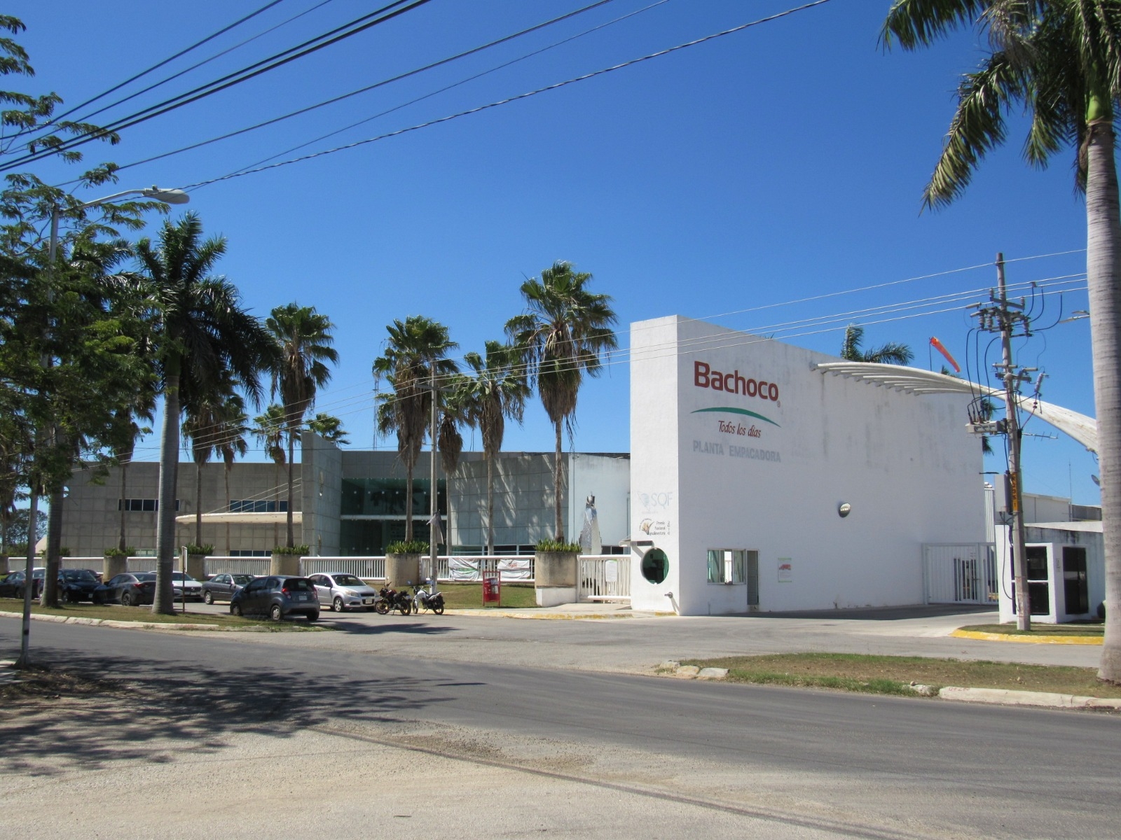 El Ayuntamiento de Mérida permite asentamientos humanos cerca de industrias peligrosas