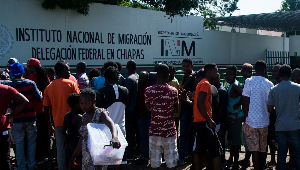 Se fugan más de 100 migrantes de un albergue del INM en Chiapas