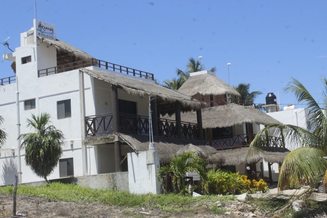 Pobladores de El Cuyo temen ser desplazados por la expansión de inversionistas