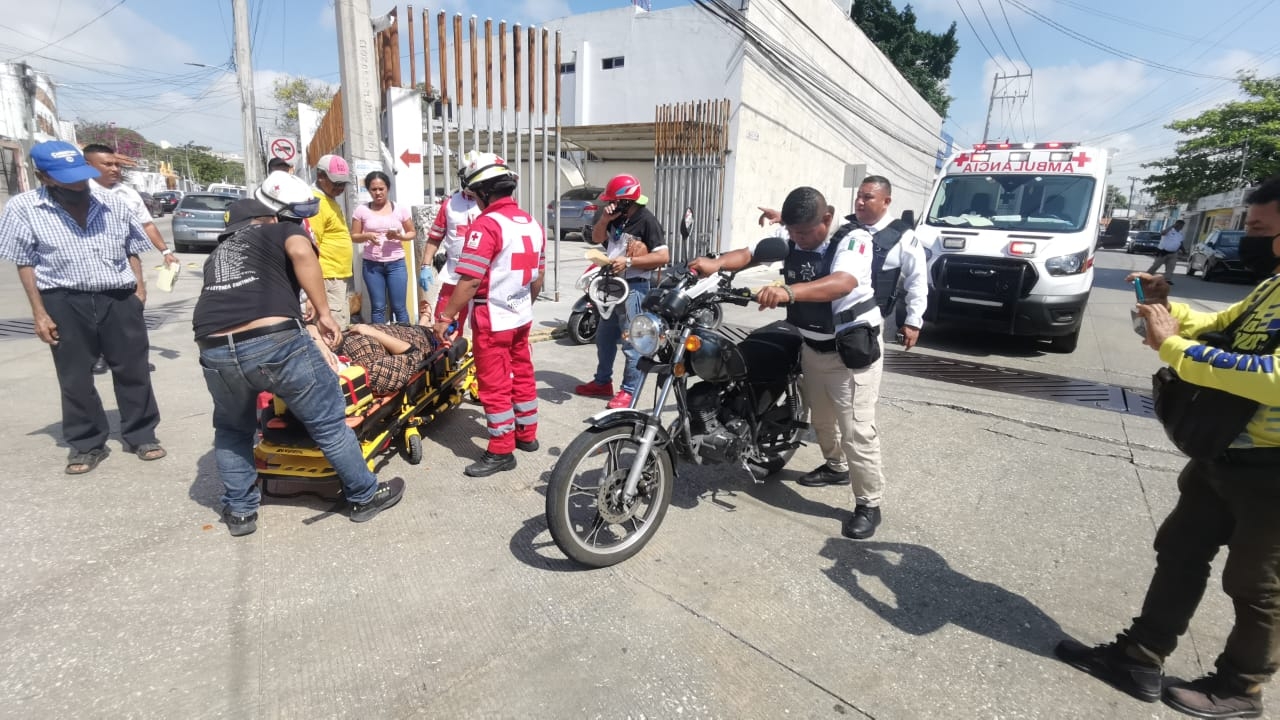 El conductor quiso darse a la fuga luego de arrollar a dos personas en Ciudad del Carmen