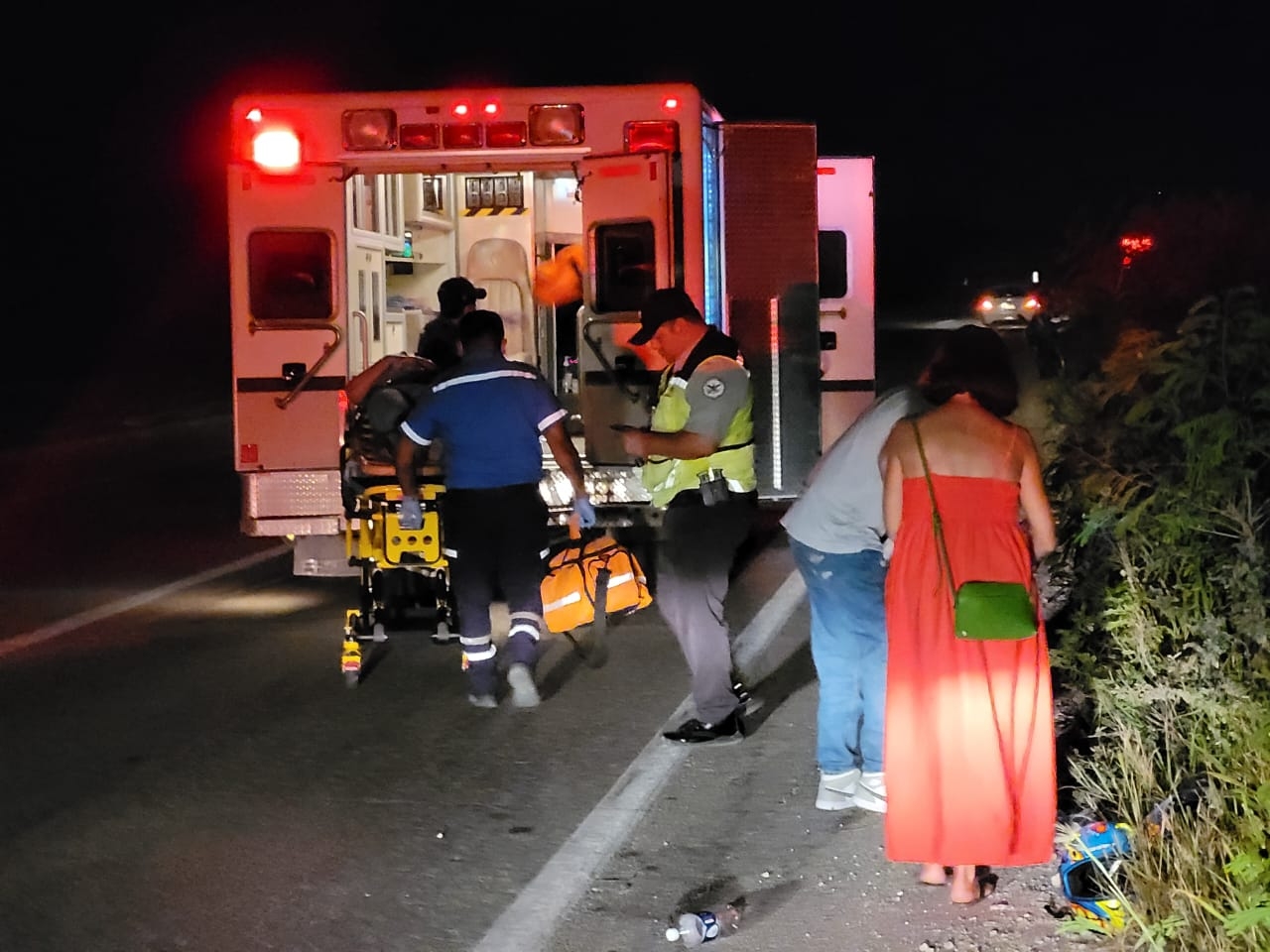 Motociclistas se accidentan en Playa del Carmen; el responsable huyo del lugar