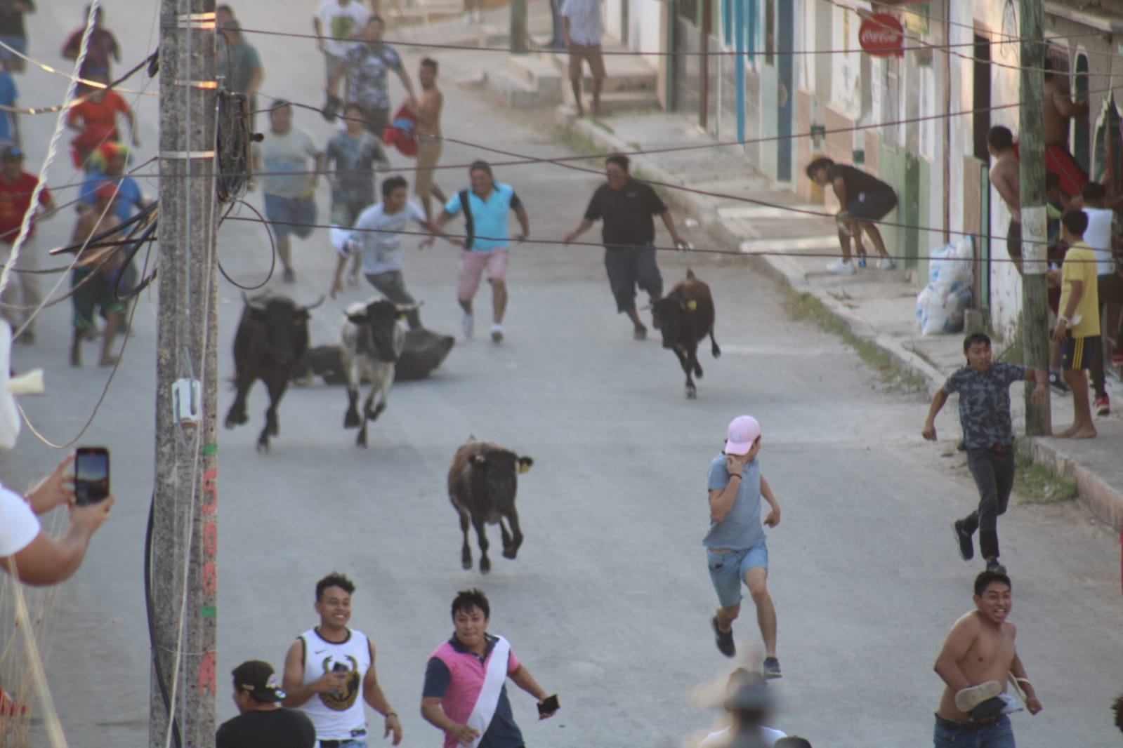 En Campeche, Pomuch copia la tradicional Pamplonada