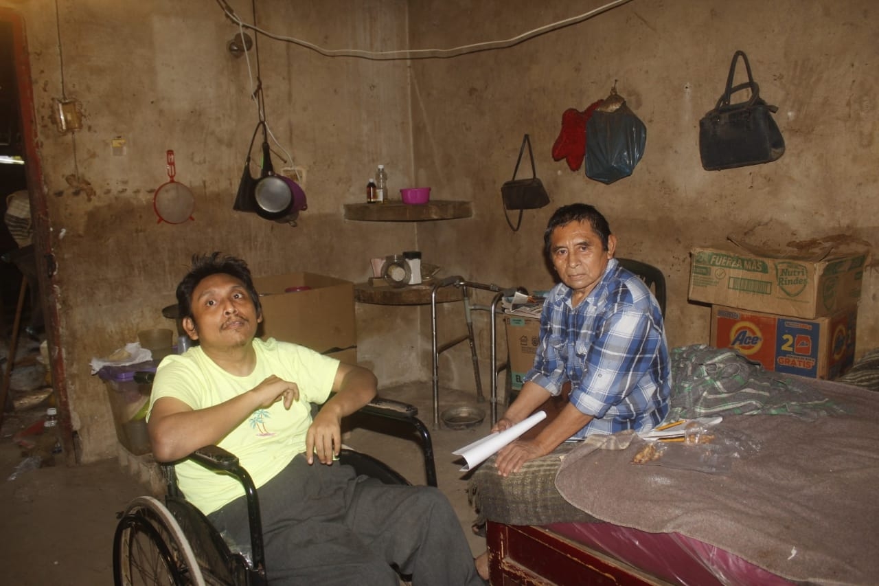 Familia con discapacidad pide apoyo; las autoridades de Tizimín los ignoran, asegura