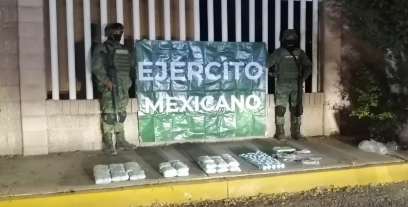 Ejército Mexicano y Guardia Nacional aseguran droga, armamento y vehículos en Culiacán