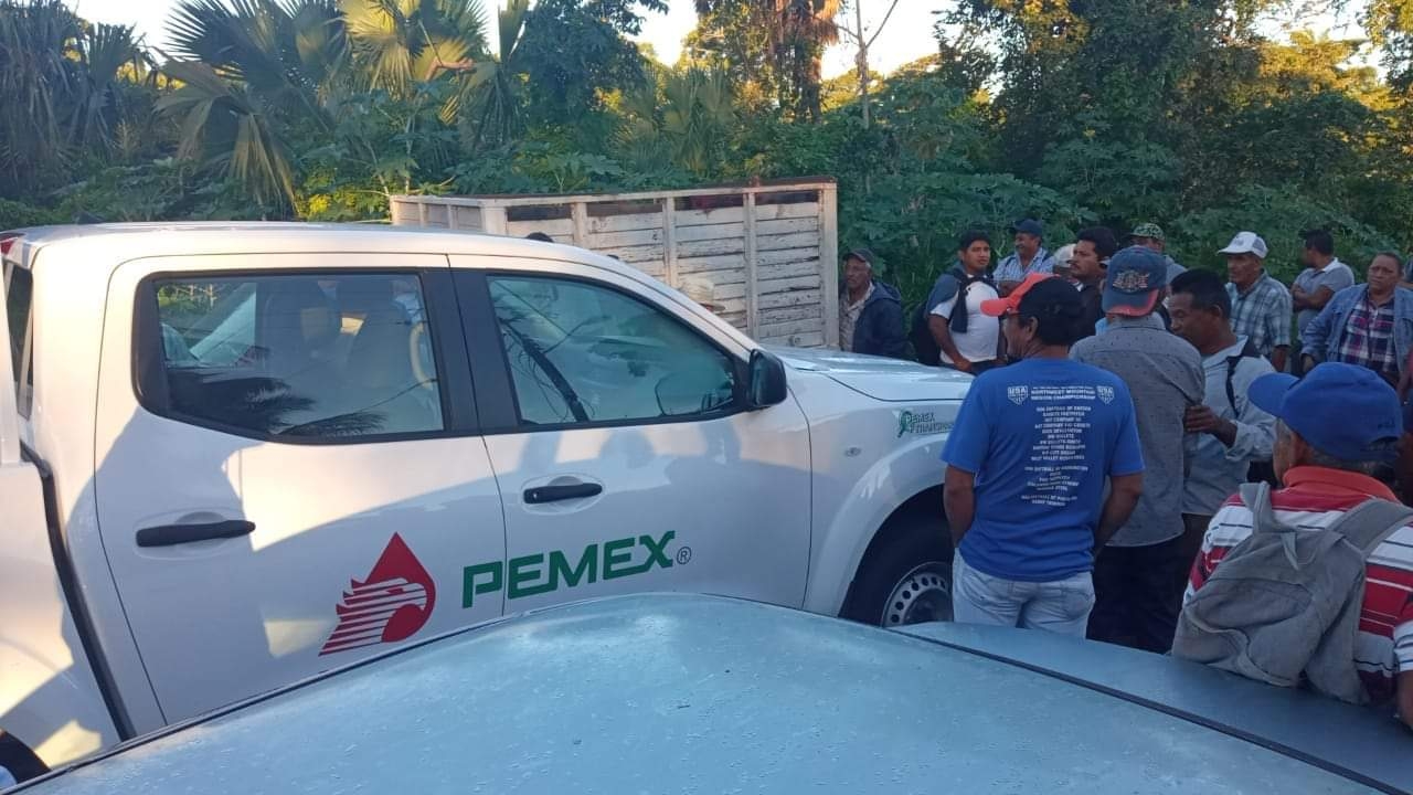 Ejidatarios de Atasta acusan al gobierno de Campeche de 'estorbar' en el conflicto con Pemex