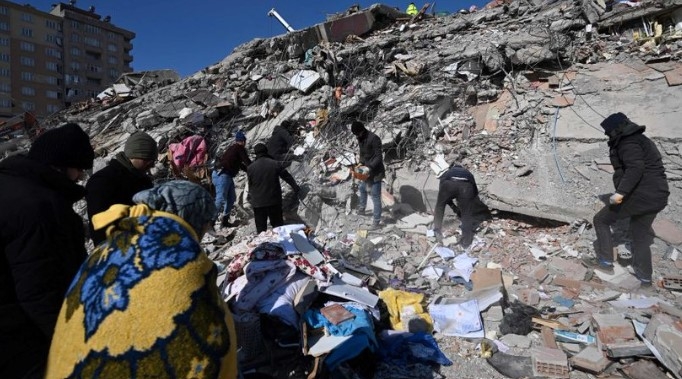 Terremoto en Turquía: ¿Por qué las primeras 72 horas son claves para el rescate de de sobrevivientes?