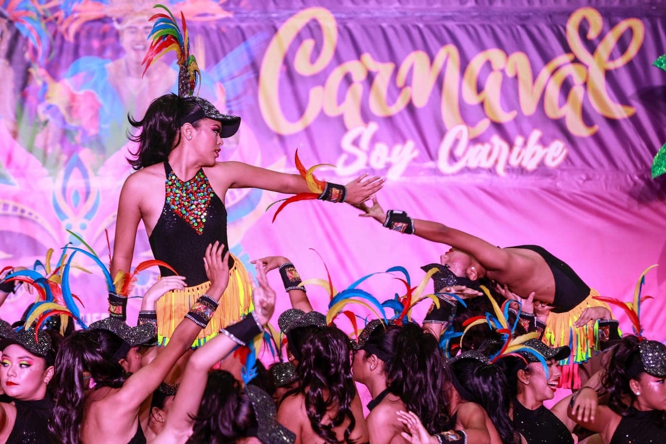 Habitantes denuncian insuficiencia de camiones para el Carnaval Isla Mujeres 2023