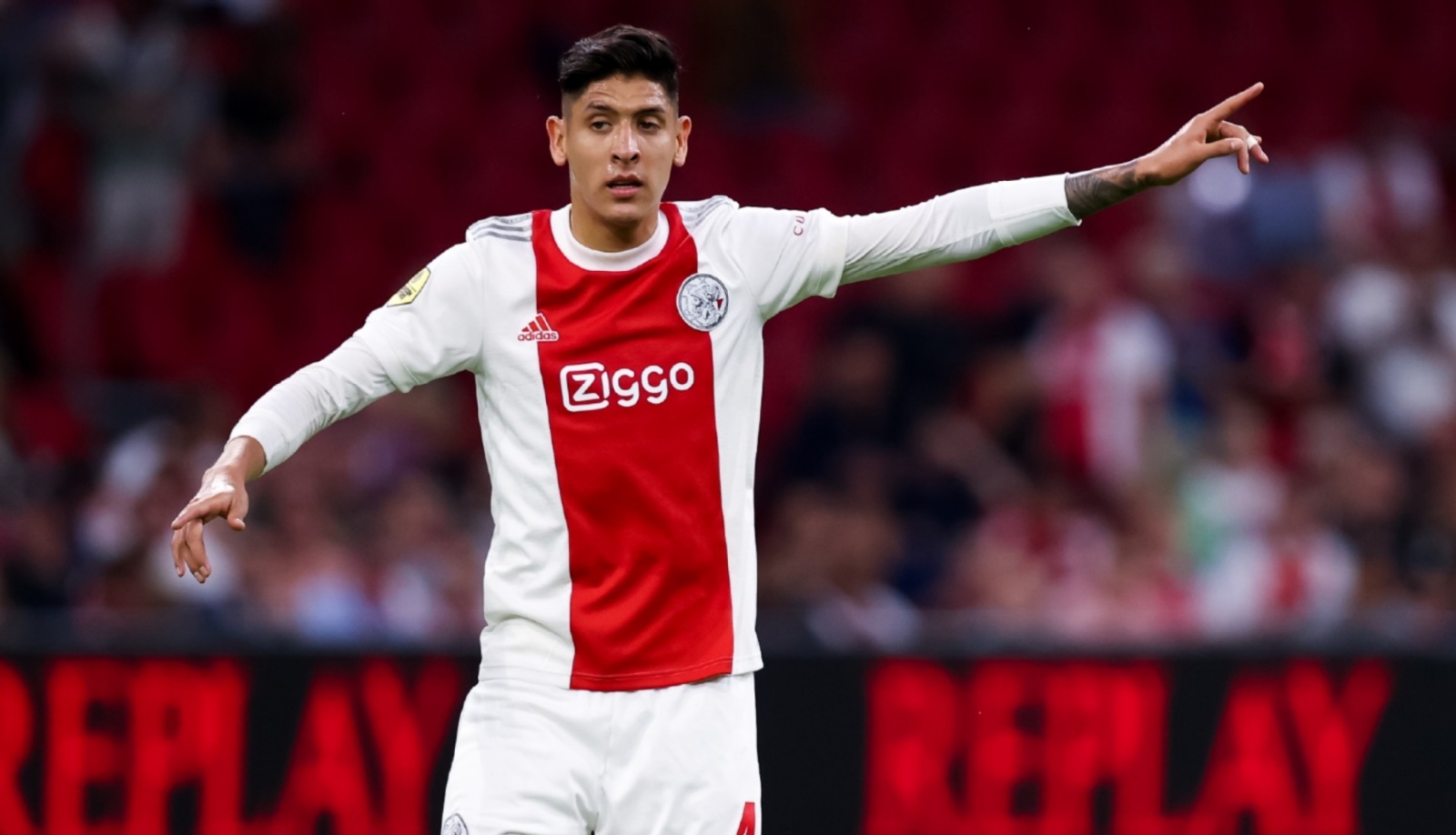 Edson Álvarez llegó a Europa por el Ajax de Holanda y ahora juega en el West Ham